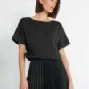 Lexi Short Sleeve Blouse -Hard With Style 21t206blk 1 4453 cm 1 4