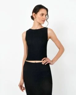 Royce Crop Knit Top 11 Royce Crop Knit Top -Hard With Style 22k499blk 3 8560 cm