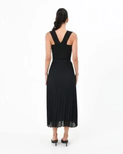 Haylee Tank Knit Top -Hard With Style 22k966blk 5 10973 cm 1