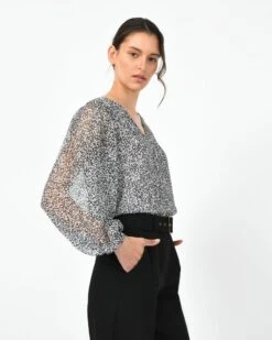 Hard With Style 38 Alyssa V-Neck Blouse