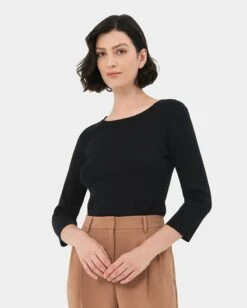 Tassie Round Neck Knit